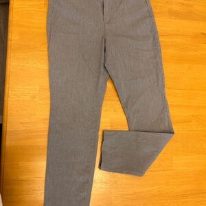 Old Navy Women’s Light Gray Pixie pants